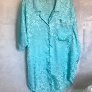 Vintage NWT TJW by Mervyns satin pajama / gown sz small